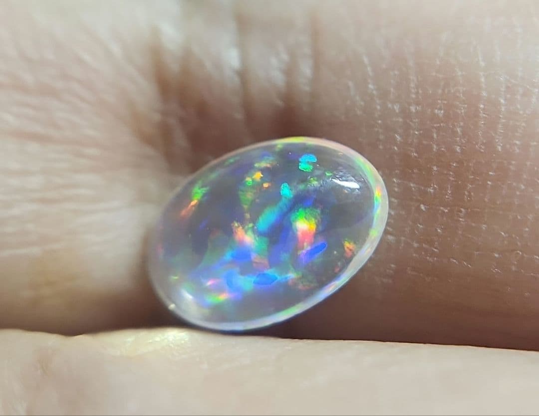 天然ウォーターオパール 0.668ct