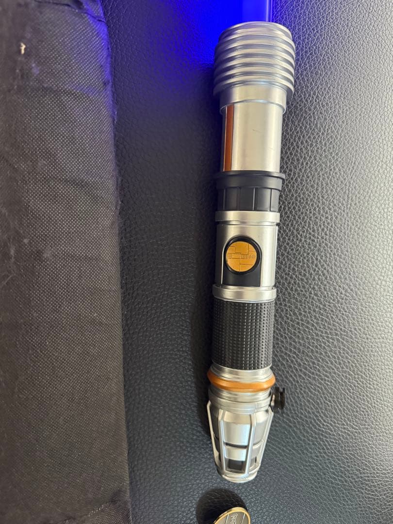 ディズニーカリフォルニア購入　スターウォーズ ライトセーバー　サヴィのWS