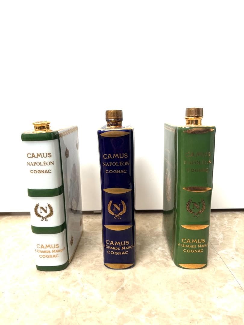 CAMUS ナポレオン BOOK コニャック 3本セット