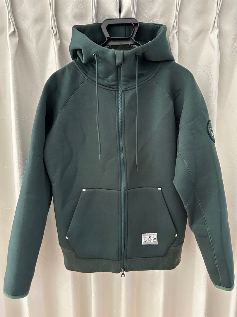アイリーフィッシングクラブ フリースジップパーカー　Lサイズ　ダークグリーン