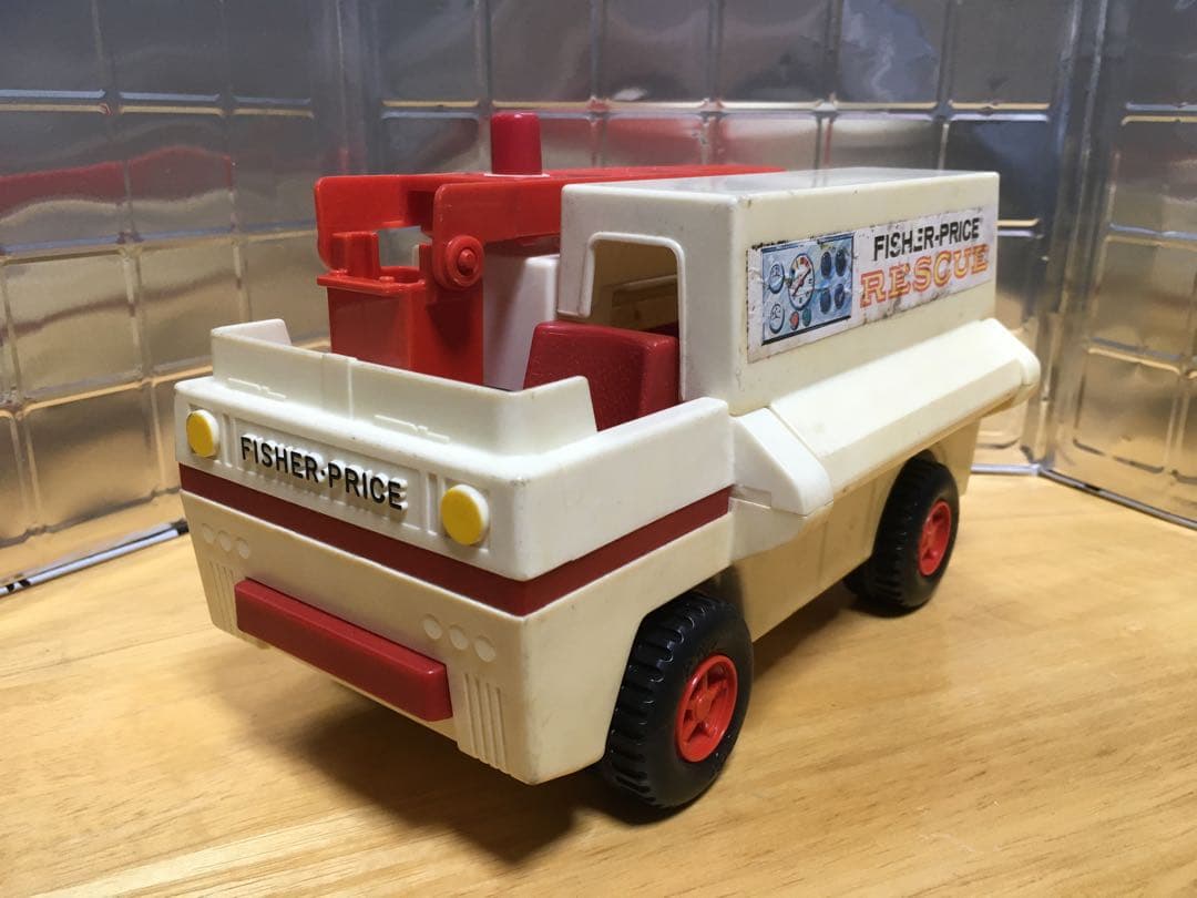 【希少品】Fisher-Price RESCUE 消防車 1974年製おもちゃ