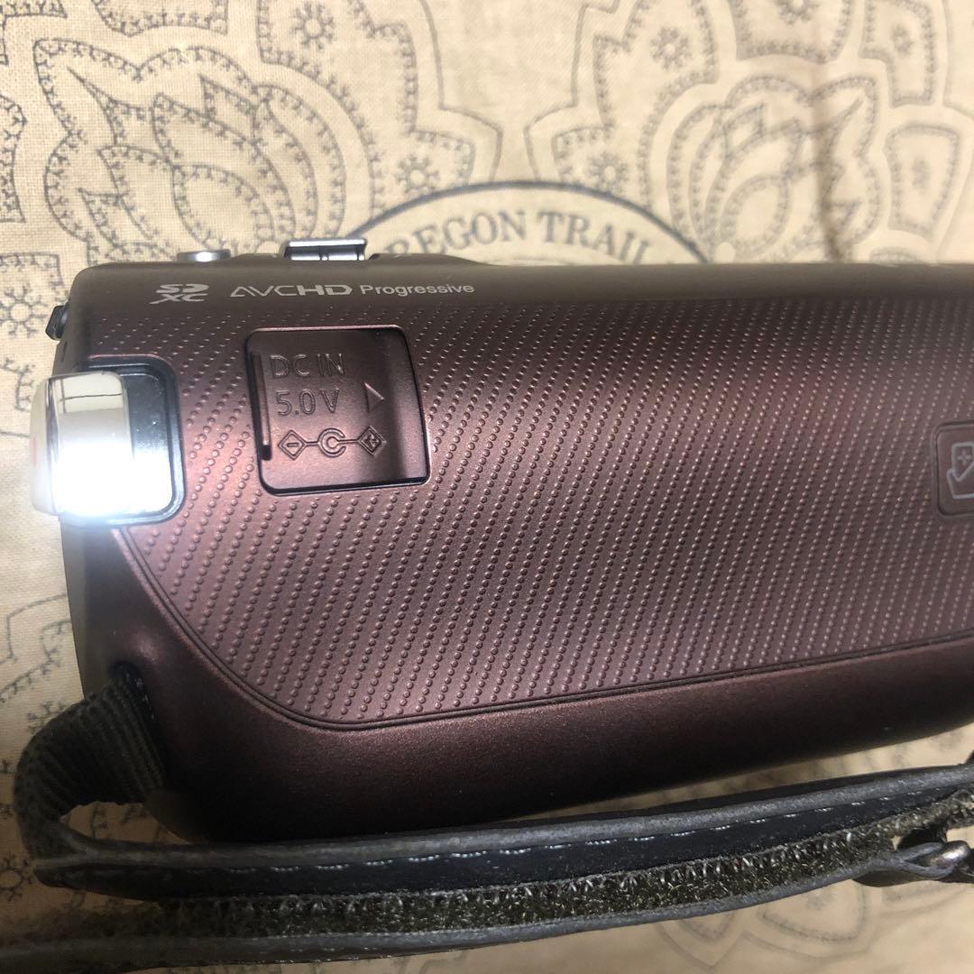 美品 Panasonic HC-V520M Wi-Fi搭載 ビデオカメラ