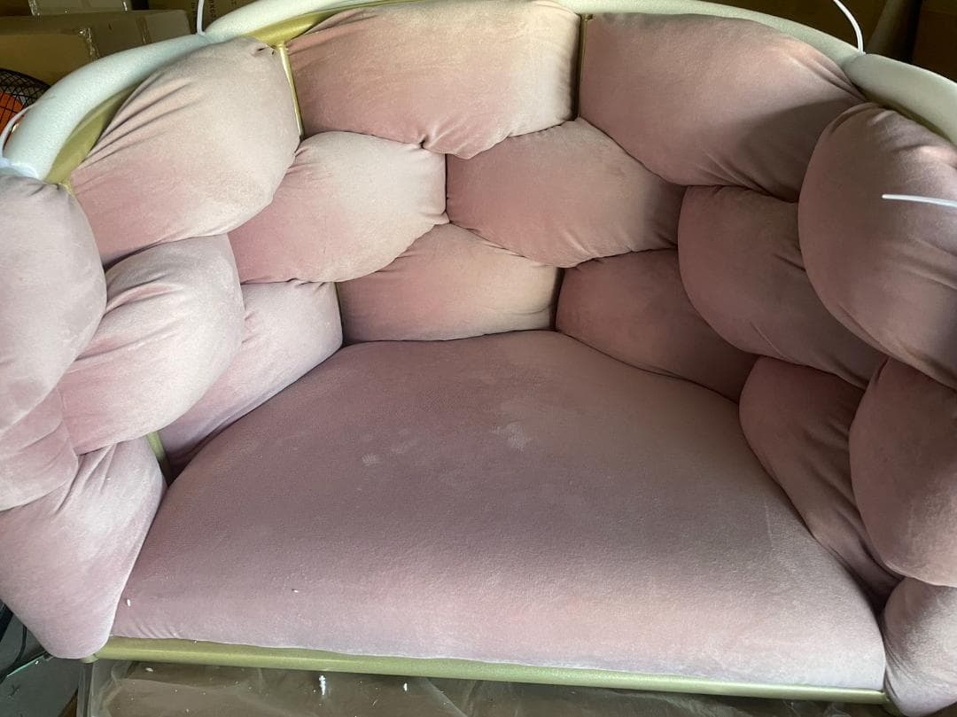 ピンクのベルベットチェア 訳あり品　写真をご確認SF02-②