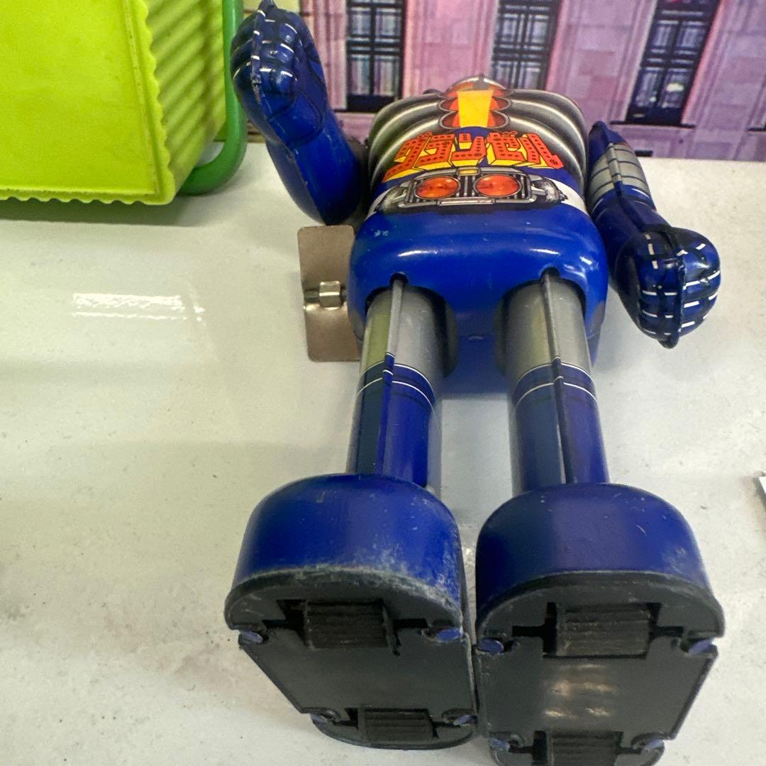昭和レトロなブリキ製ロボット玩具「グランゼル」