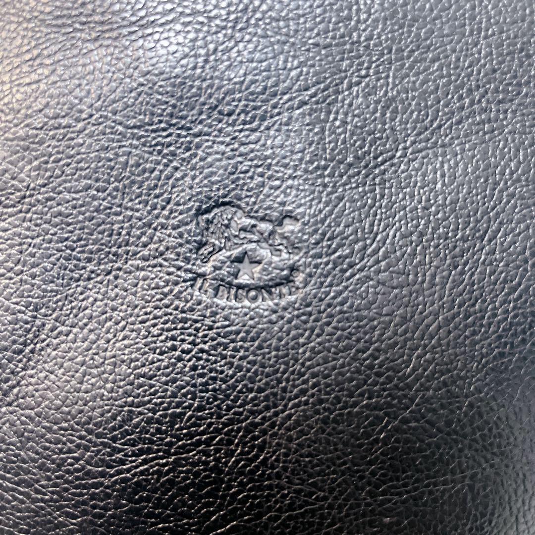 美品✨現行タグ イルビゾンテ クロスボディ バッグ サコッシュ レザー ブラック