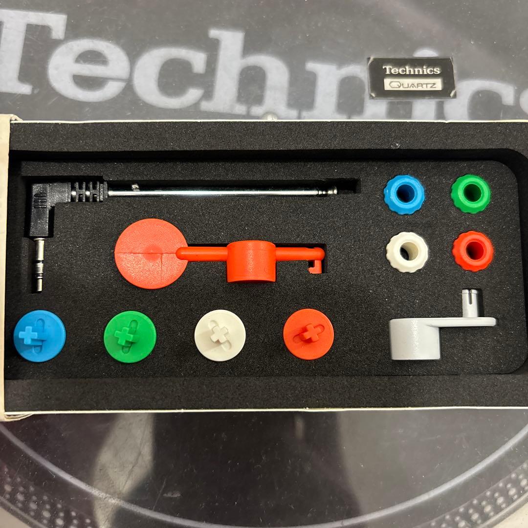 Teenage Engineeringは、OP-1