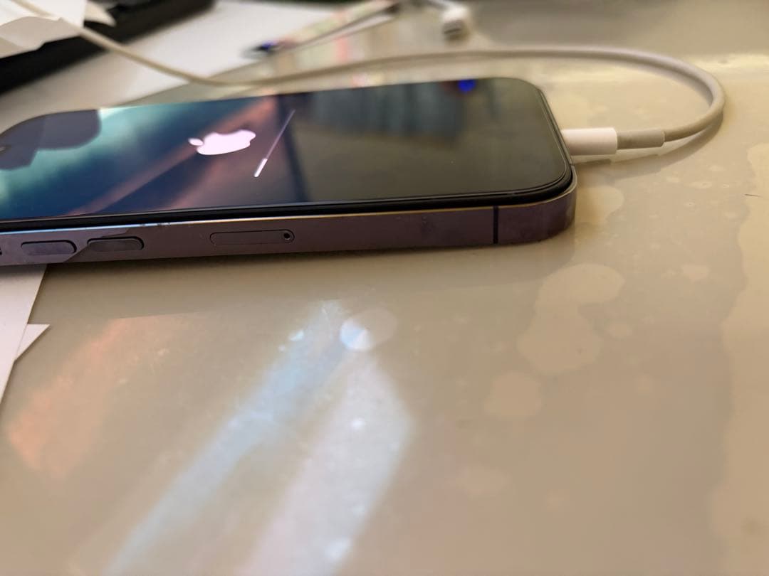 や*ん様 iPhone 14 Pro ！ROOT CO.耐衝撃ケース付きジャンク