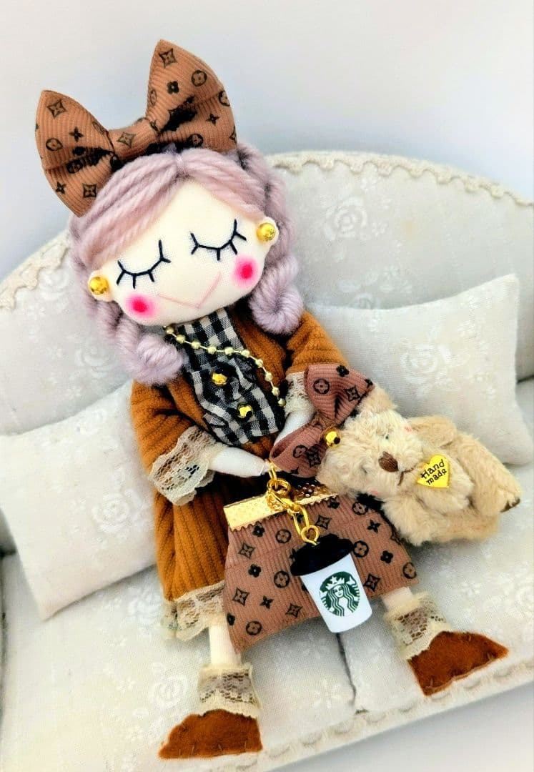 みえりん♥様 ドールチャーム バッグチャーム お人形