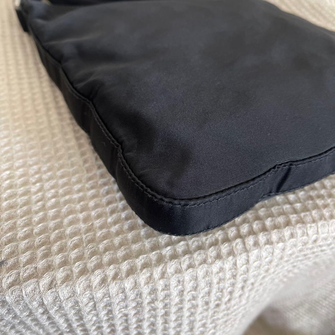 ◇ 良品 PRADAプラダ ショルダーバッグ サコッシュ ナイロン ブラック ◇