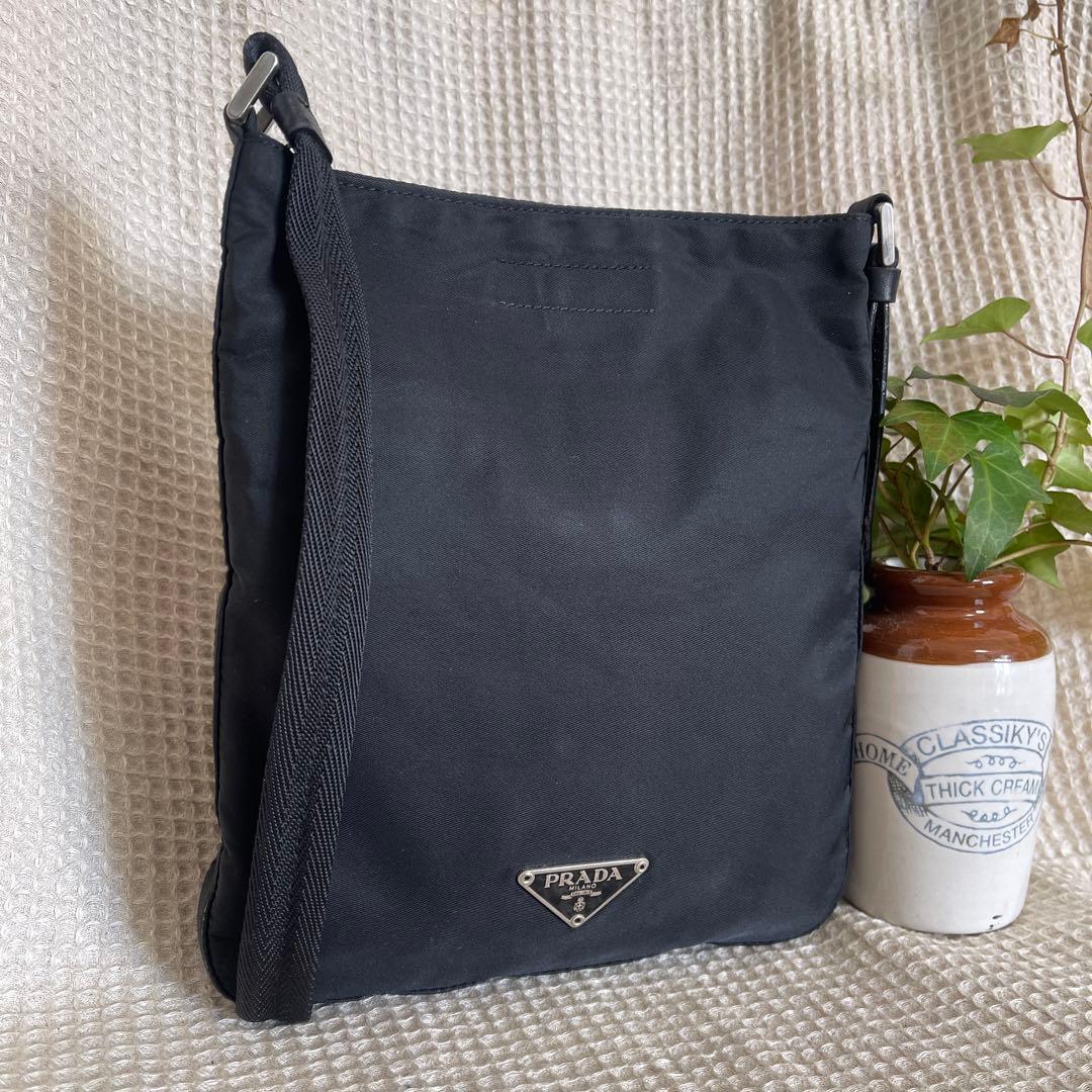 ◇ 良品 PRADAプラダ ショルダーバッグ サコッシュ ナイロン ブラック ◇