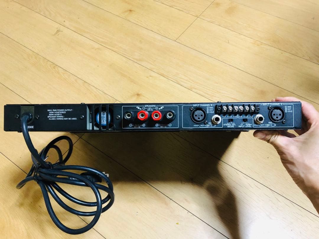 Roland パワーアンプ　SRA-200E