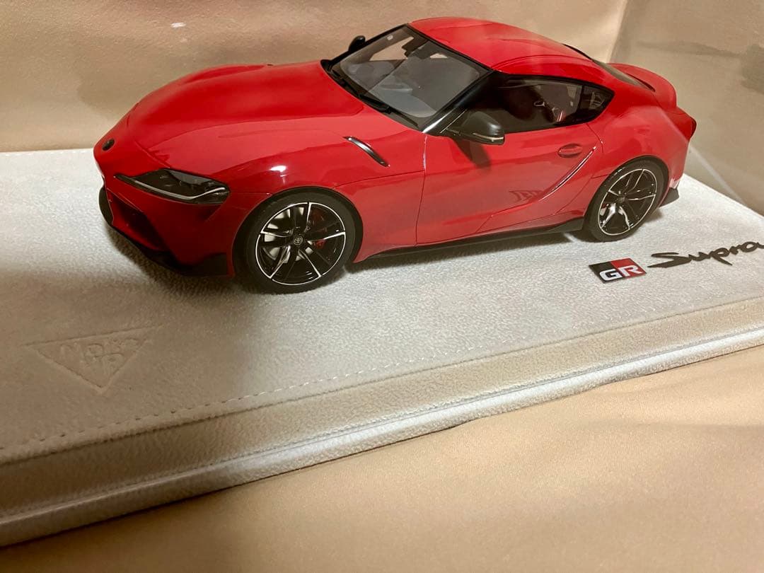 GR スープラ　ミニカー