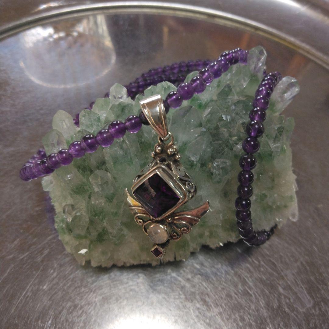 必要な方にお値下げ！シャンカリアメジストネックレス付き