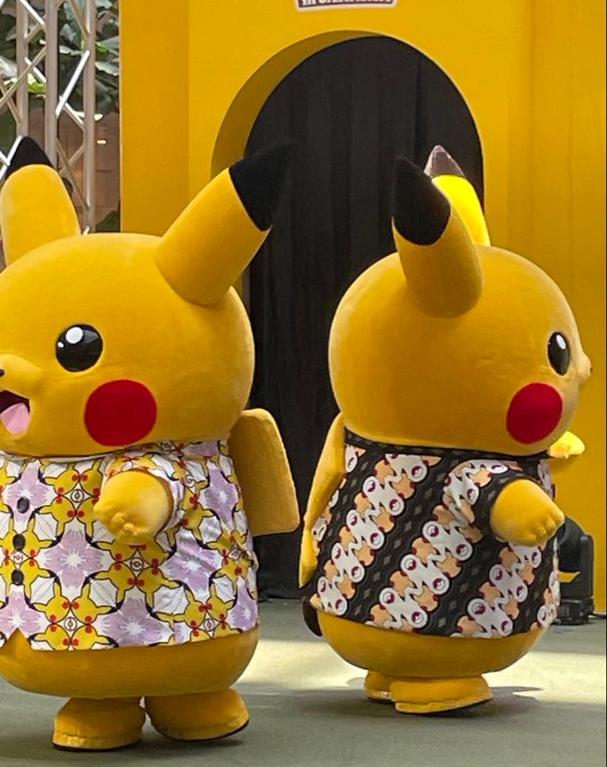 【ナポレオン】ピカチュウ　バティック　インドネシア②