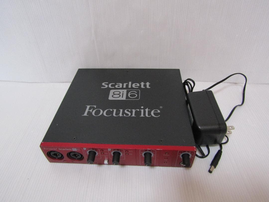Focusrite Scarlett 18i6 オーディオインターフェース