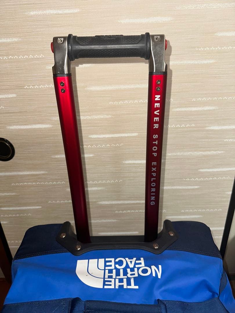 値下げ　新品ローラー ノースフェイス ローリングサンダーM 73L