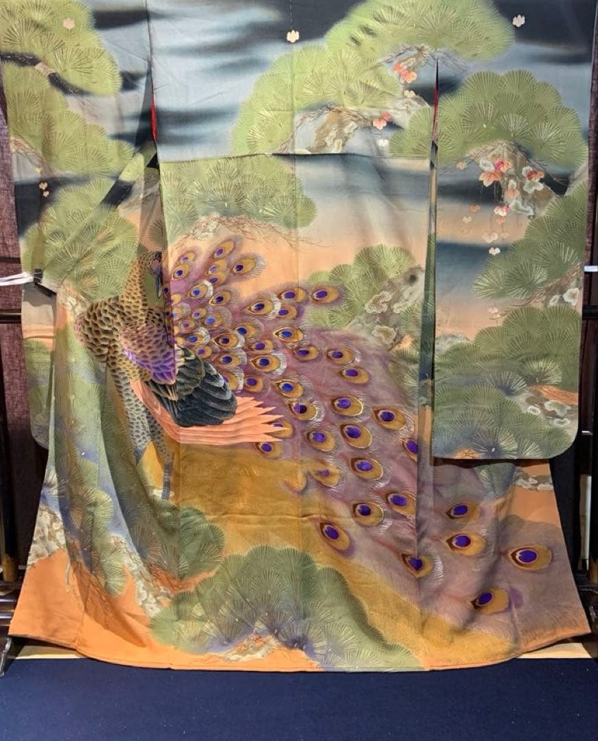 【最終お値下げ】アンティーク振袖 孔雀と松文様ヴィンテージリメイク豪華高級