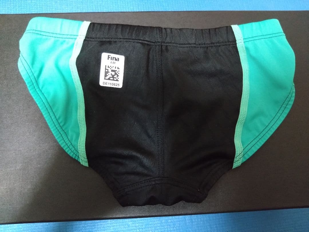 競パン arena PYTHON グリーン SS