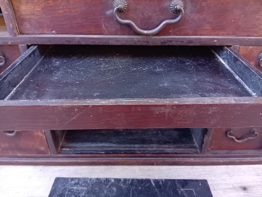 木製ダークブラウン箪笥 6引き出し