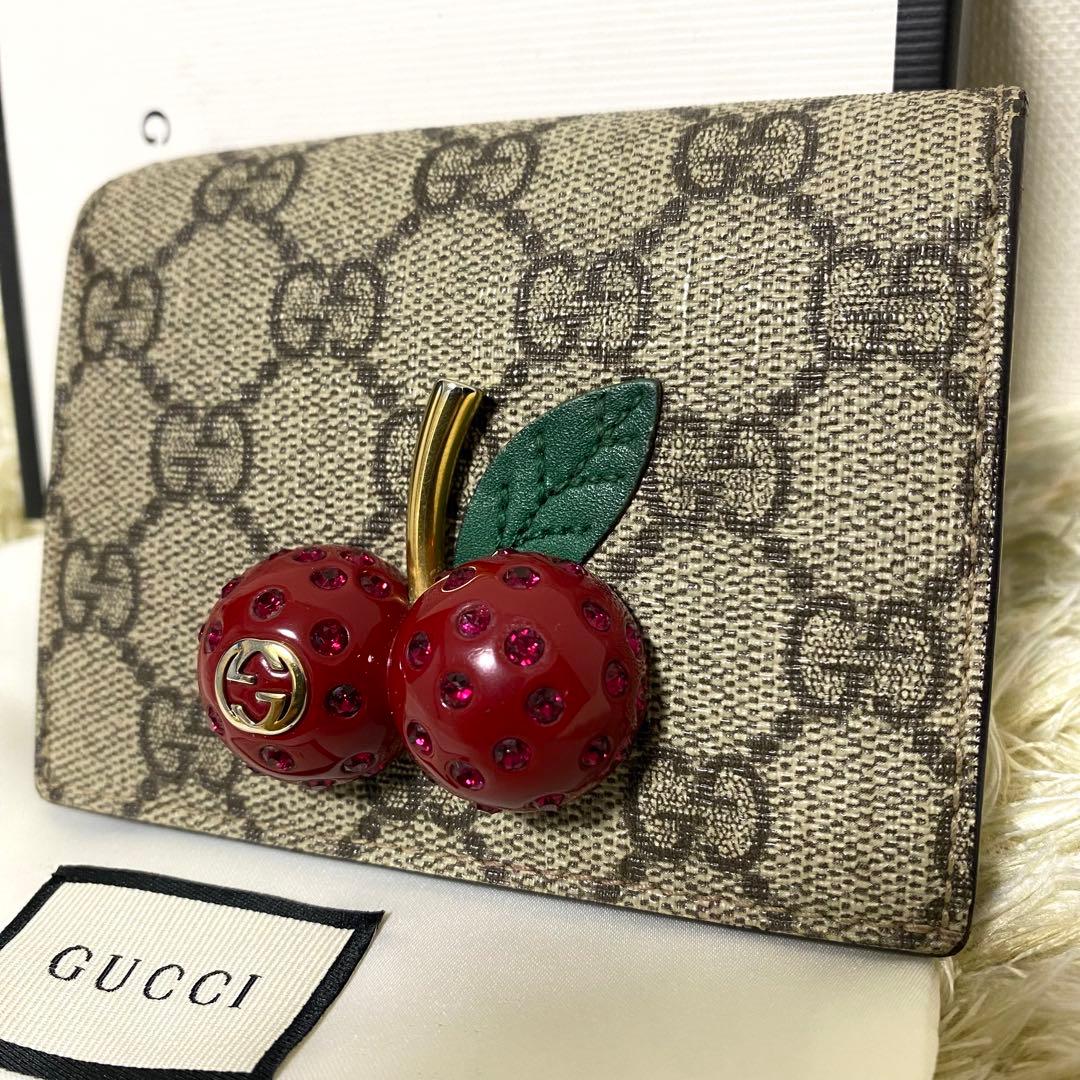 美品 ストーン完備✨ GUCCI グッチ チェリー 二つ折り財布 GG柄