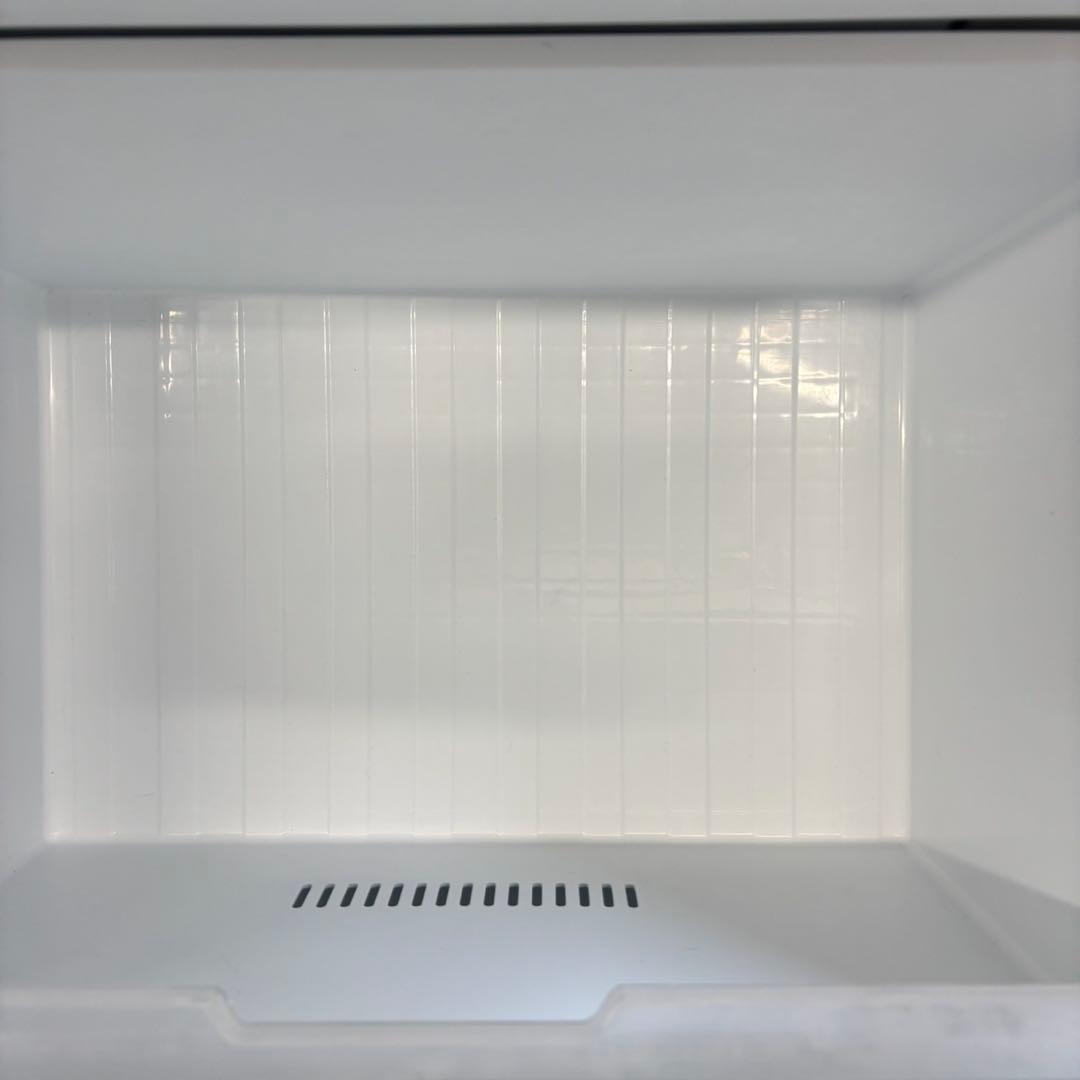 768　冷蔵庫　東芝　大型　300-400ℓ　22年製　綺麗　安い　黒　設置無料