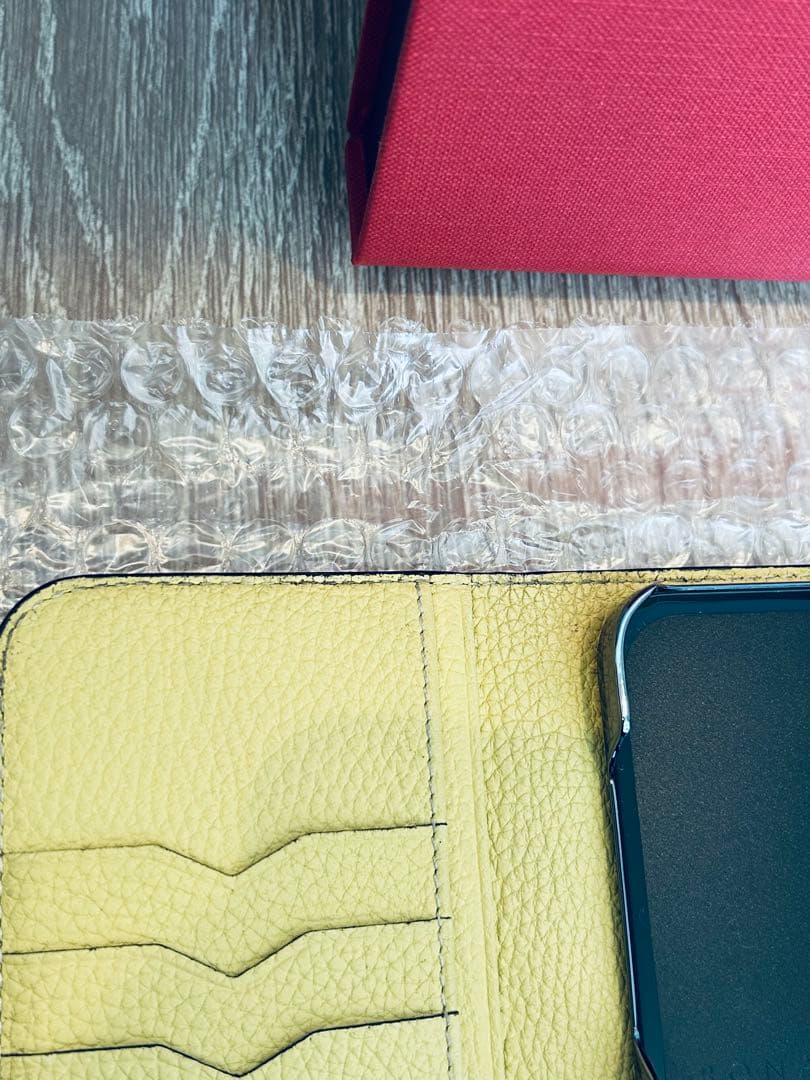 【ストラップ付き】 ボナベンチュラ iPhone14 ケース 交換用ケース付属