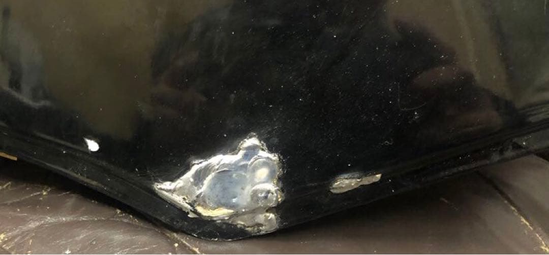 補修ベース　カワサキ　GPZ900R フューエルタンク　仏壇カラー　難有りです