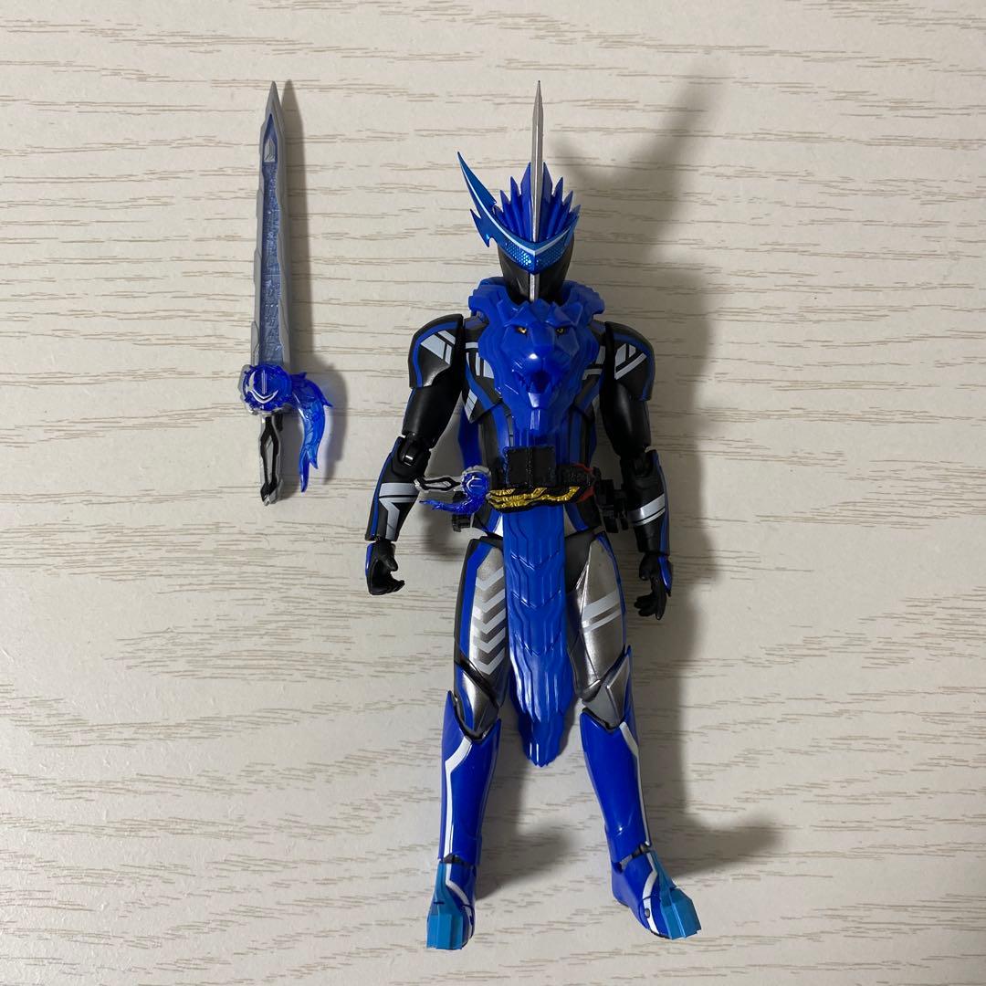 仮面ライダーセイバー S.H.Figuarts ブレイズ エスパーダ