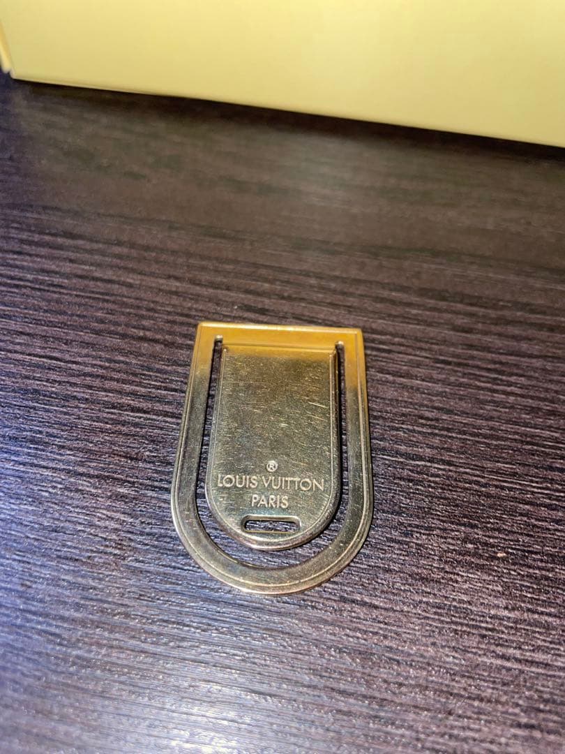 ルイヴィトン　マネークリップ