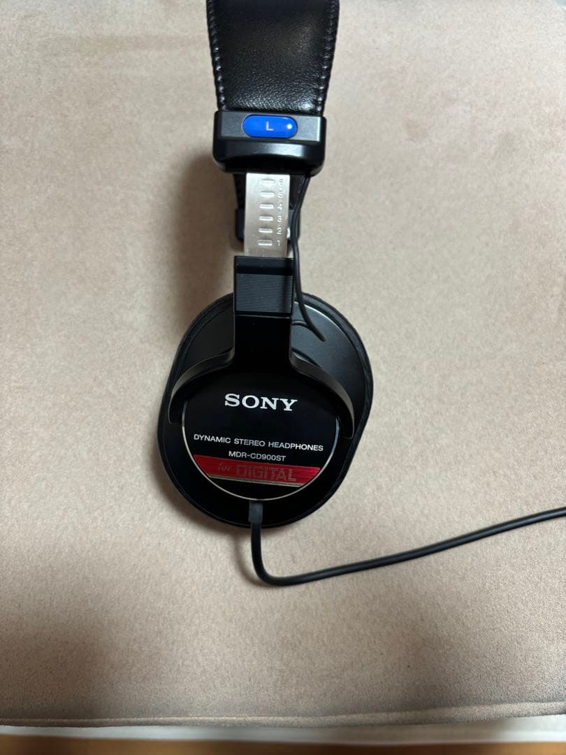 SONY MDR-CD900ST モニターヘッドフォン　赤帯　箱無し