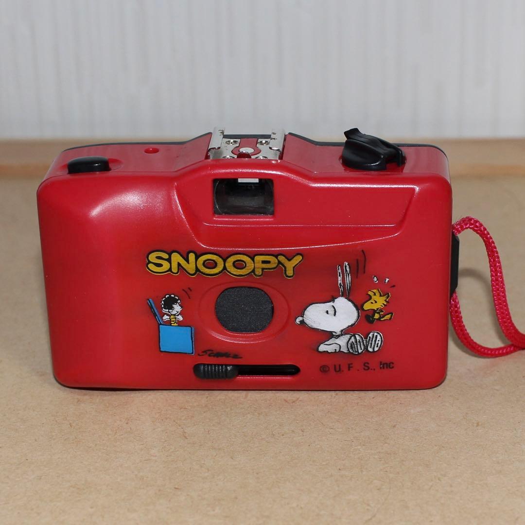 スヌーピー　フィルムカメラ