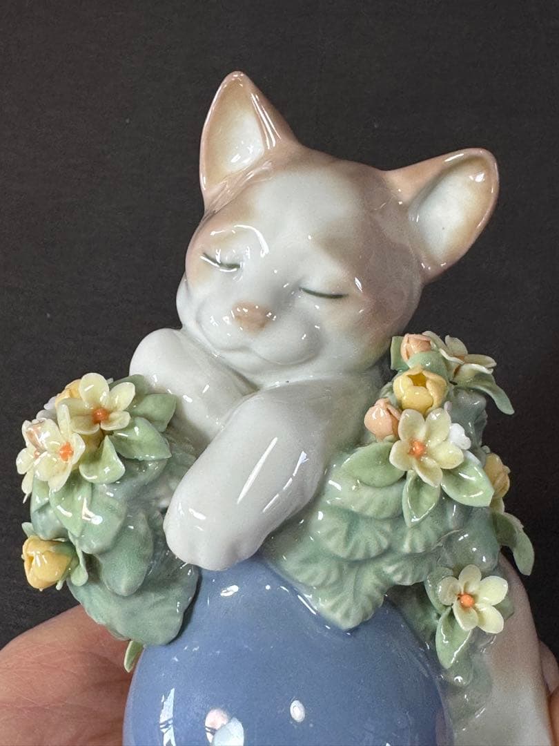 H83送料無料　リヤドロ　フィギュア　お昼寝の場所　猫　ネコ　LLADRO
