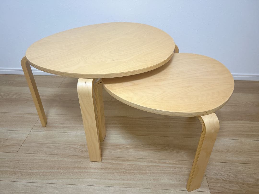 IKEA スヴァルスタ　SVALSTA ネストテーブル　2点セット