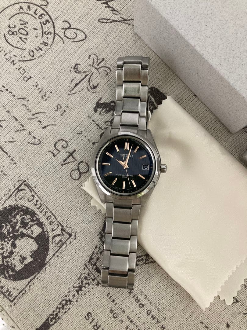 良品！セイコー SEIKO ブライツ チタン 電波ソーラー sagz087