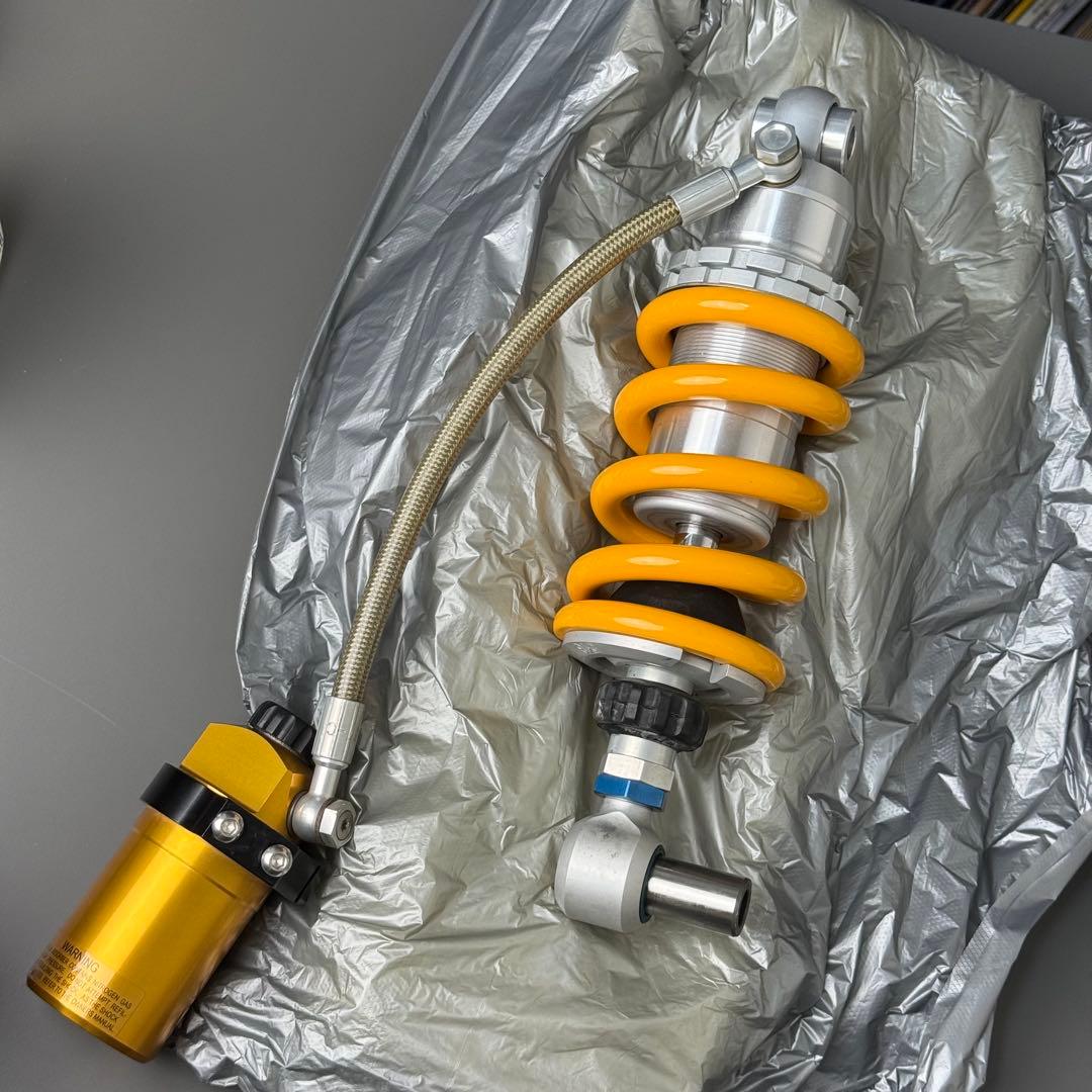 YZF-R25 オーリンズ リアサスペンション YA467