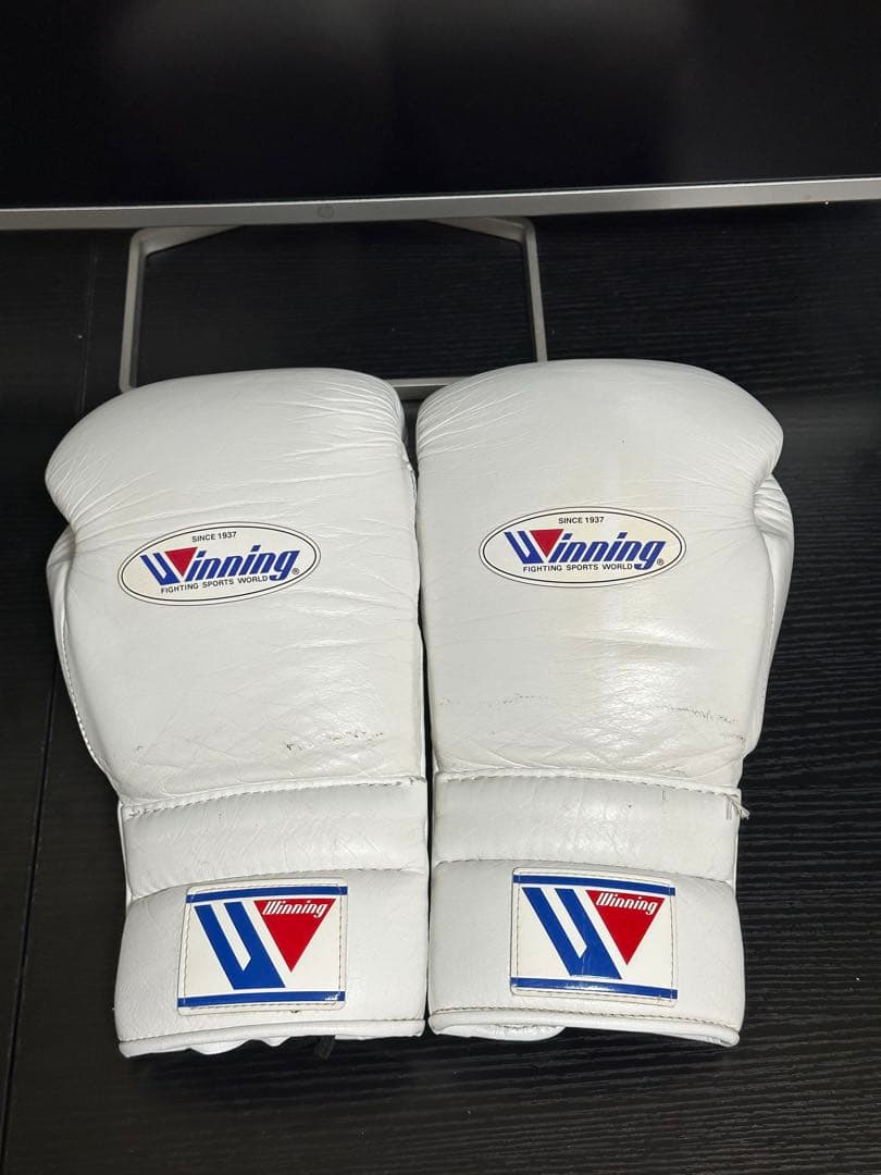 Winning ボクシンググローブ 14oz、8oz ホワイト　セット