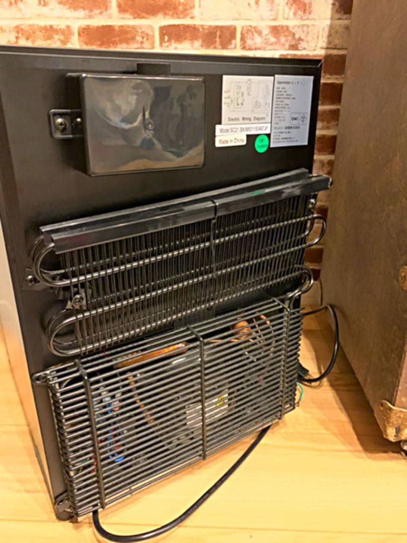 イエーガーマイスター　小型冷蔵庫