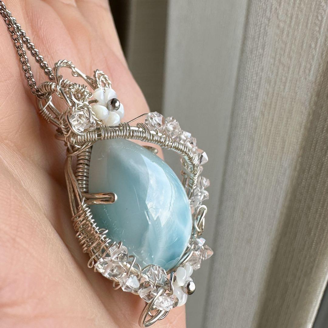 カリブ海の宝物✴︎ラリマーとクリスタルのワイヤージュエリー