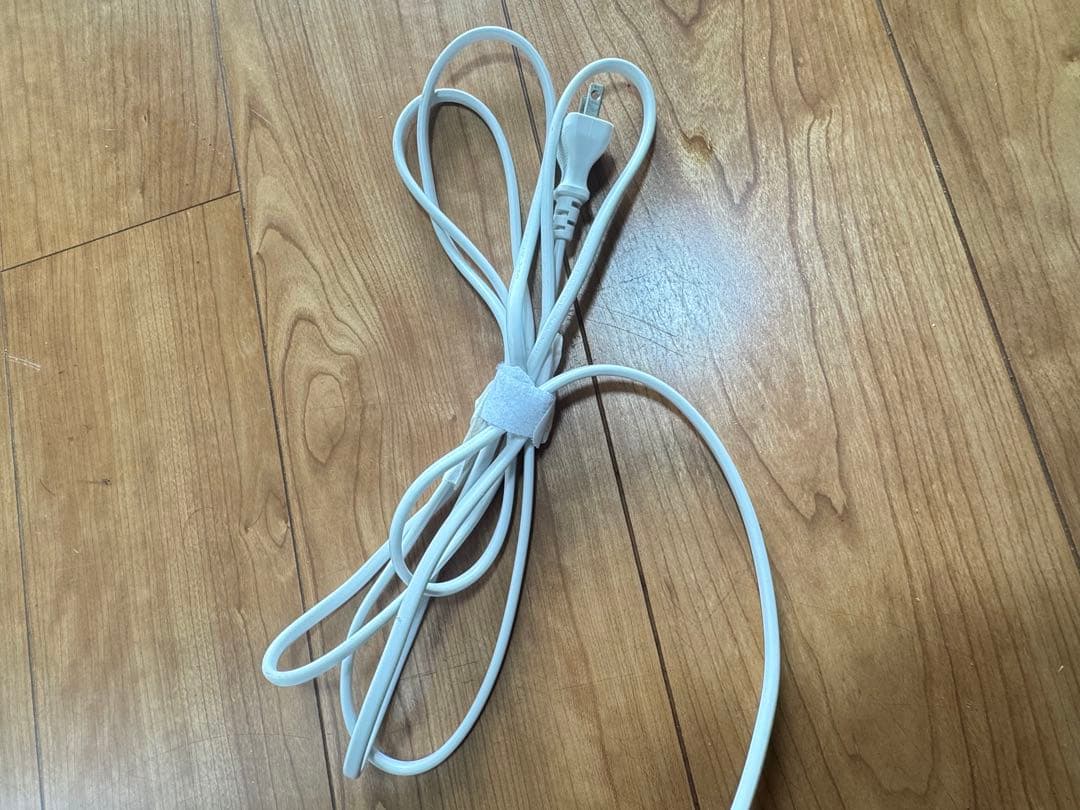 DAIKIN ダイキン　ストリーマ加湿空気清浄機　MCK70VKS-W ホワイト