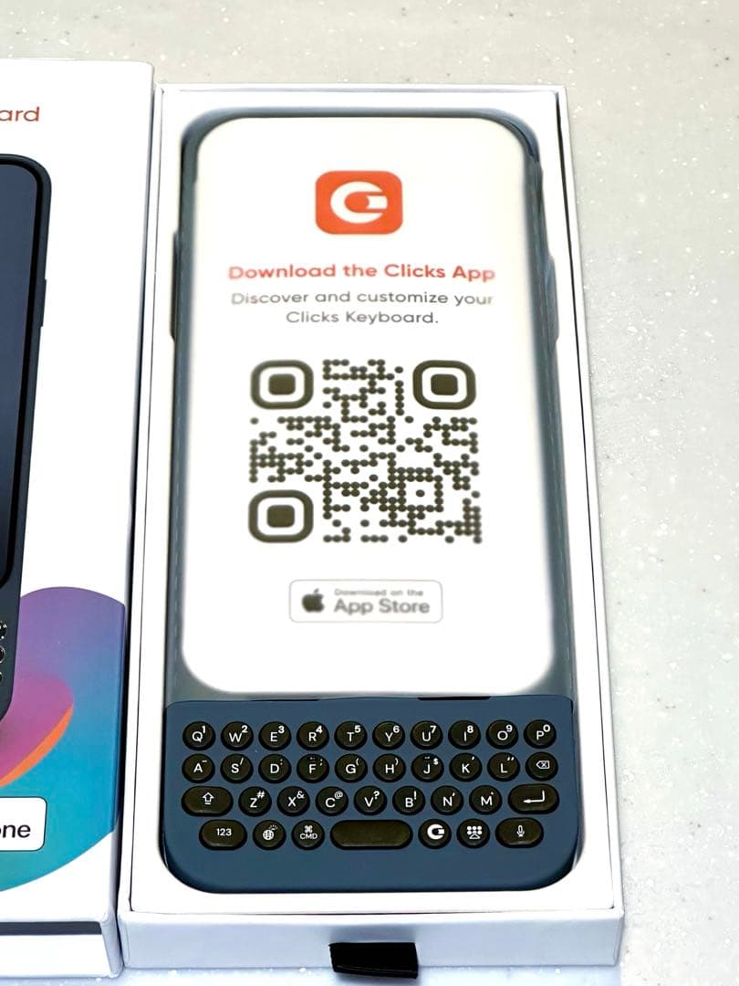 スマホアクセサリー Clicks creators Keyboard iPhone14ProMax