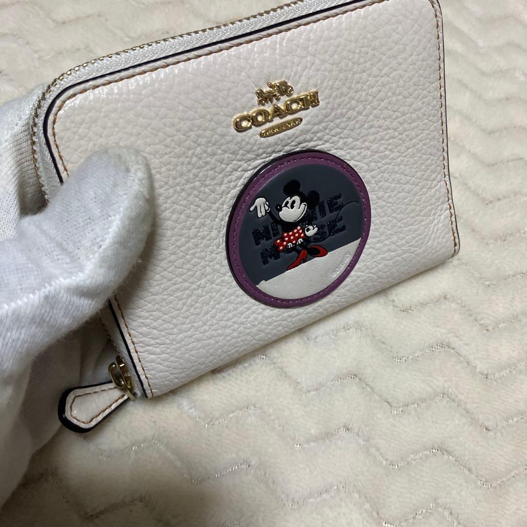 (美品) COACH コーチ　ディズニー　コラボ　ミニー　二つ折り財布