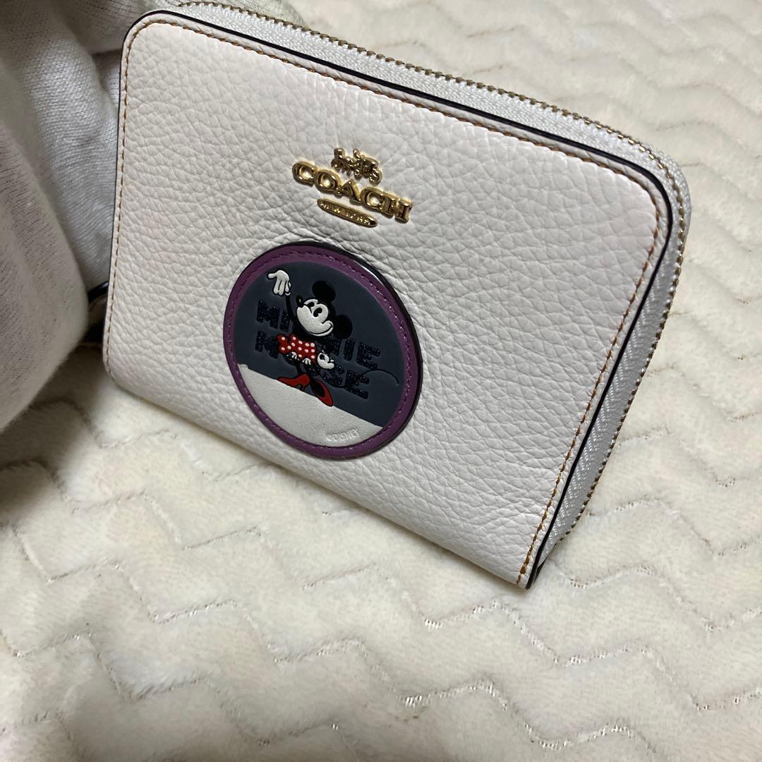 (美品) COACH コーチ　ディズニー　コラボ　ミニー　二つ折り財布