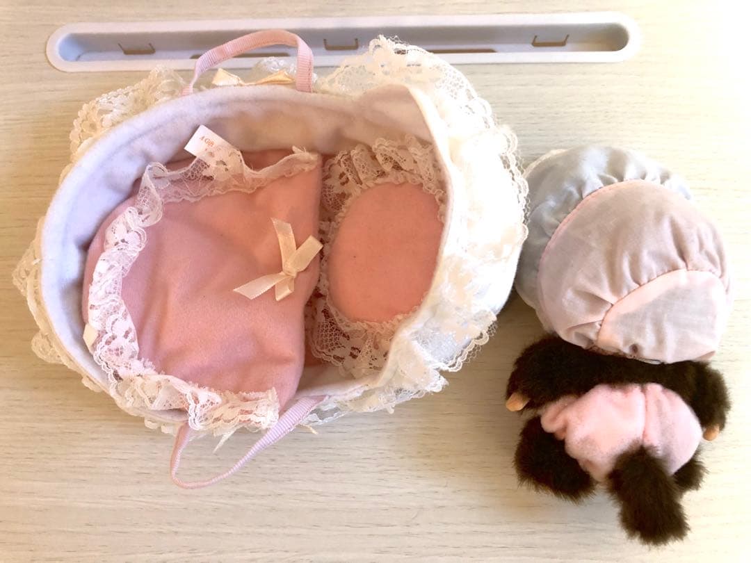 ベビチッチ　希少？　女の子ぬいぐるみ5体ベッド、ホルダーセット　在庫ラスト
