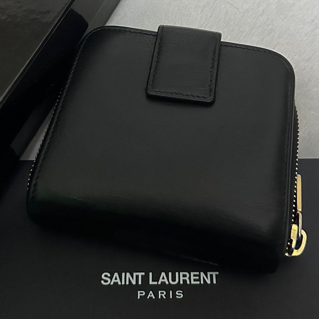 Yves Saint Laurent 折り財布　ラウンドファスナー　カサンドラ