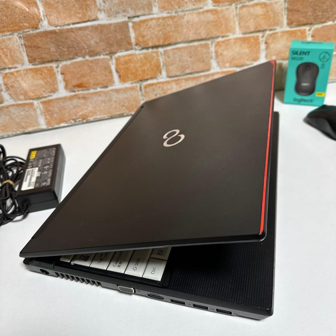 美品富士通ノート PC Corei5 SSD256GB Win11 オフィス付き