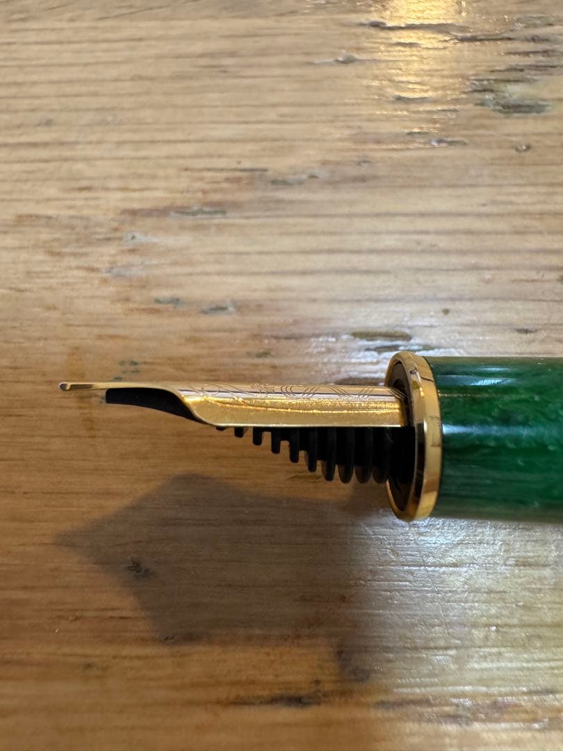 未使用 PLATINUM 万年筆 3776 18K セルロイド エメラルド