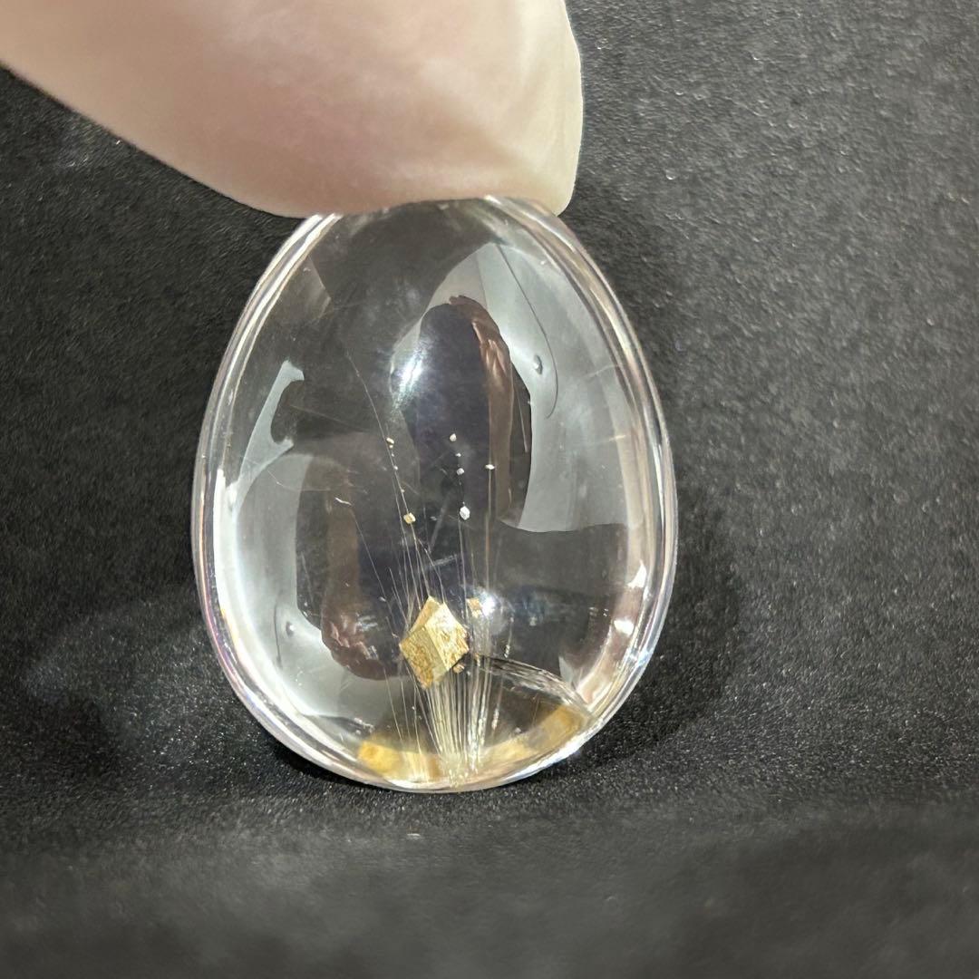 パイライトインクォーツ 六面体パイライト 貫入結晶 ルチルの噴水 激レア！