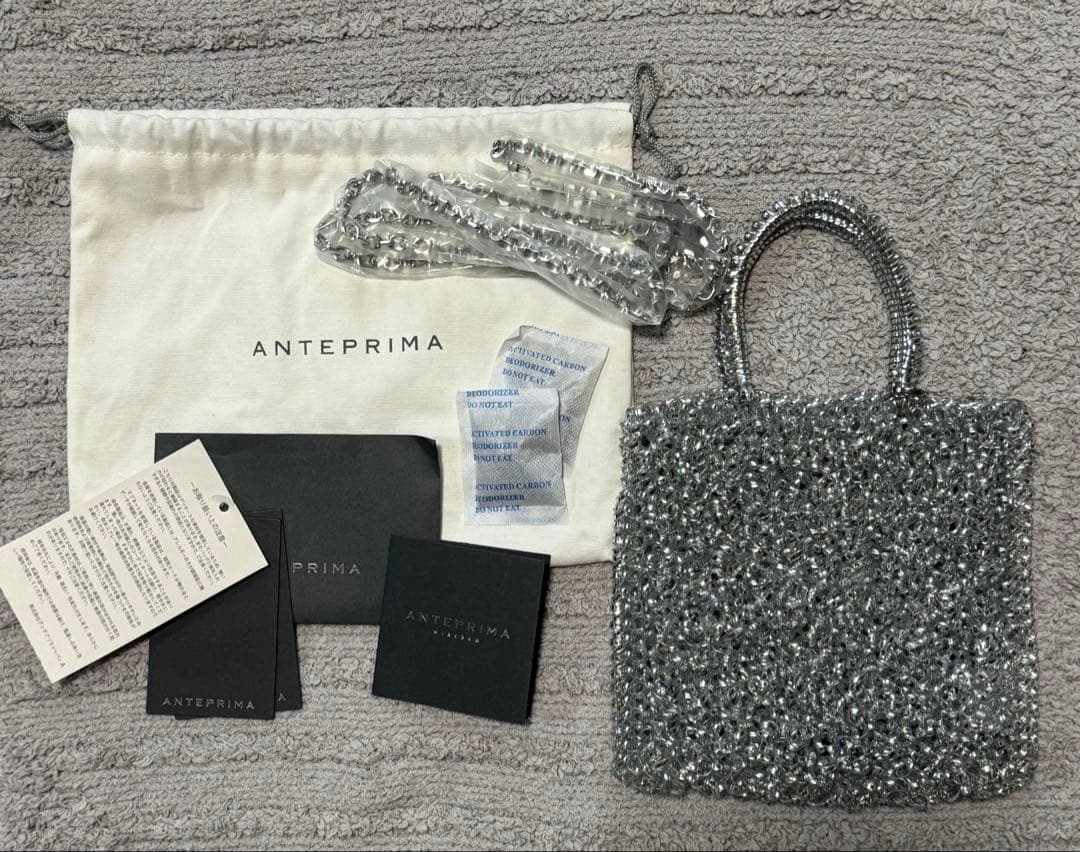 新品　ANTEPRIMA スタンダード ミニアトゥーラ シルバー　アンテプリマ