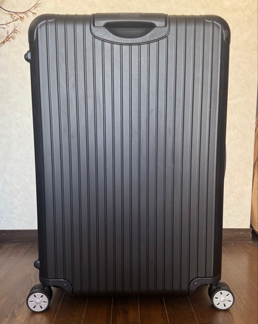 リモワ　サルサ　ブラックキャリーケース 4輪 ダイヤルロック