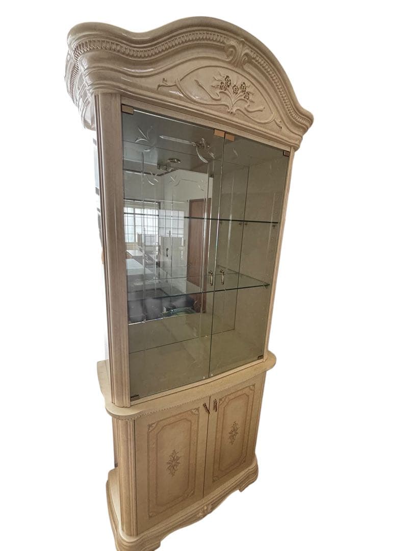 アマルフィ Amalfi 飾り棚 ガラスキャビネット 高級家具